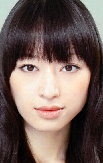 фото Тиаки Курияма