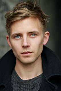 фото Адам Ньювингтон