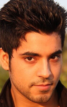 фото Гаутам Гулати