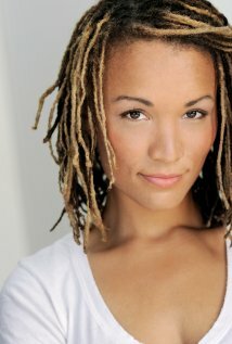 фото Брит Мэнор