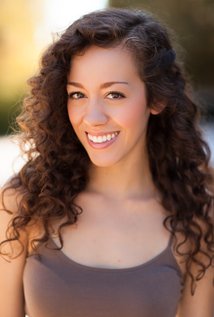 фото Аманда Садья