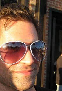 фото Адам Брауэр