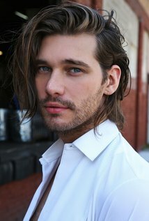 фото Зебеди Роу