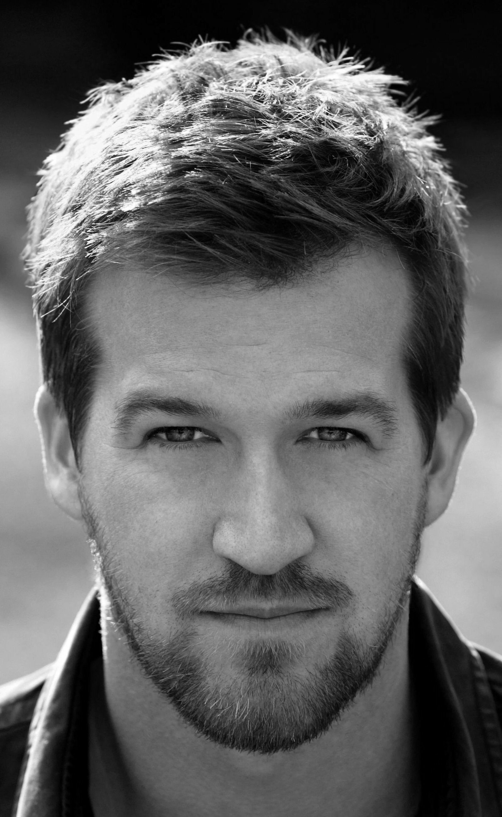 фото Кеннет Митчелл