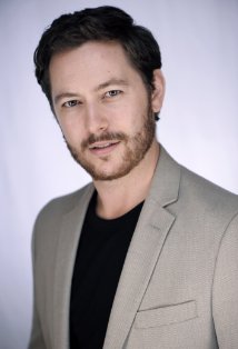 фото Адам Йонас Сегальер