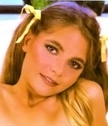 фото Энджел Уэст