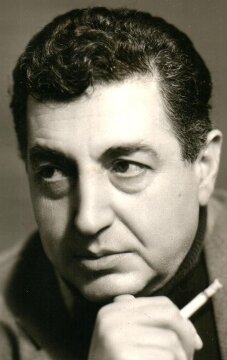 фото Манук Мнацаканян