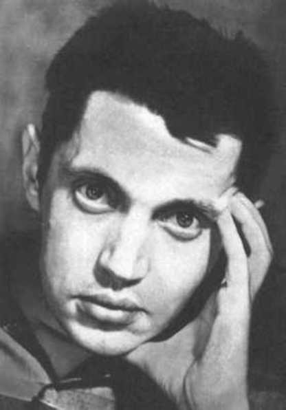 фото Роберт Рождественский