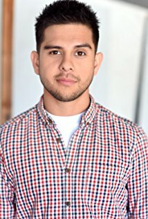 фото Чарли Магдалено