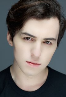 фото Luke Hutchie