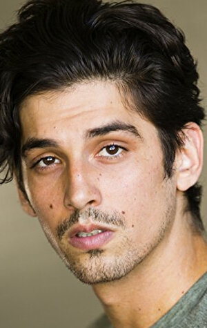 фото Элиас Бретт