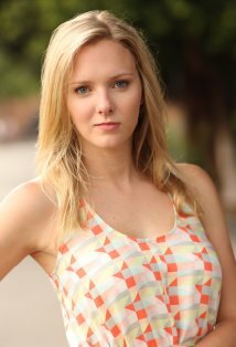 фото Лаура Бенсон