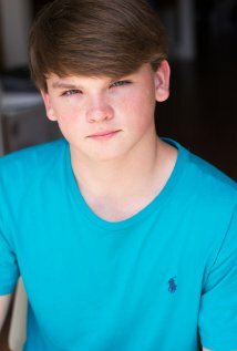 фото Кейд Мэнсфилд Кукси