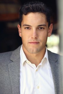 фото Джош Бэйкер