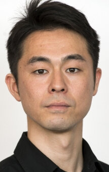 фото Томомицу Адати