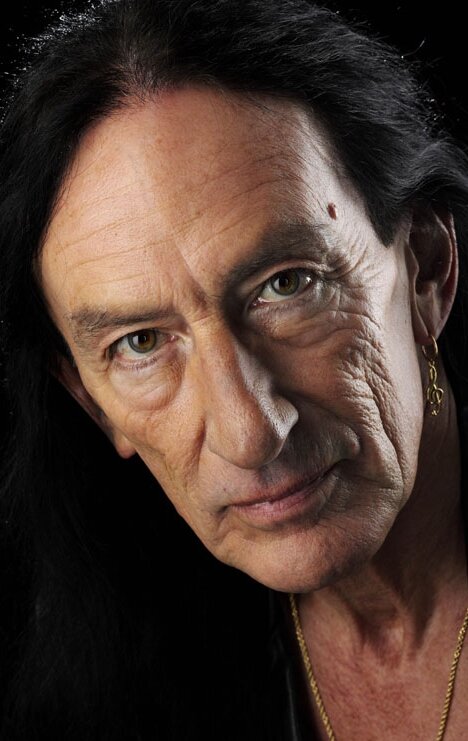 фото Кен Хенсли