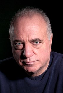 фото Уэйн Сванн