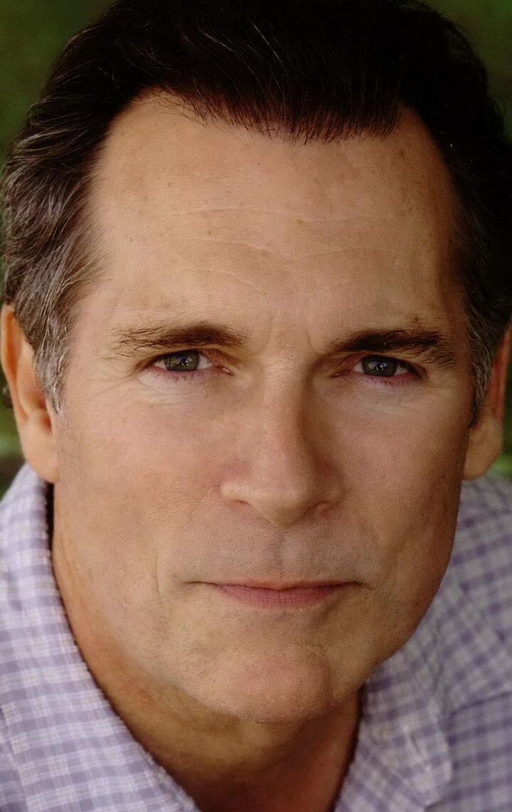 фото Коттер Смит