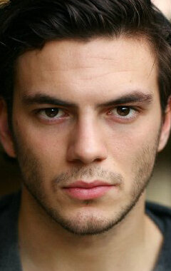 фото Риз Хауэллс