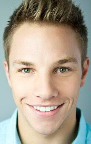 фото Джош Бушер