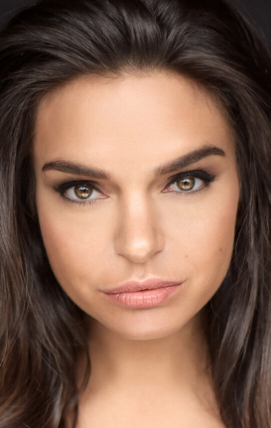 фото Мерседес Де Ла Крус