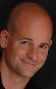 фото Джеймс Куинн