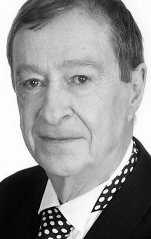 фото Юльен Балмусов