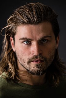 фото Доминик Фаррелл