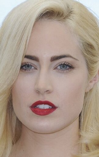 фото Шарлотта Салливан