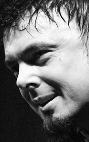 фото Рой Хан