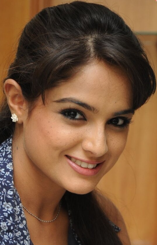 фото Асмита Суд