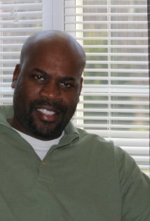 фото Derrick Shaw