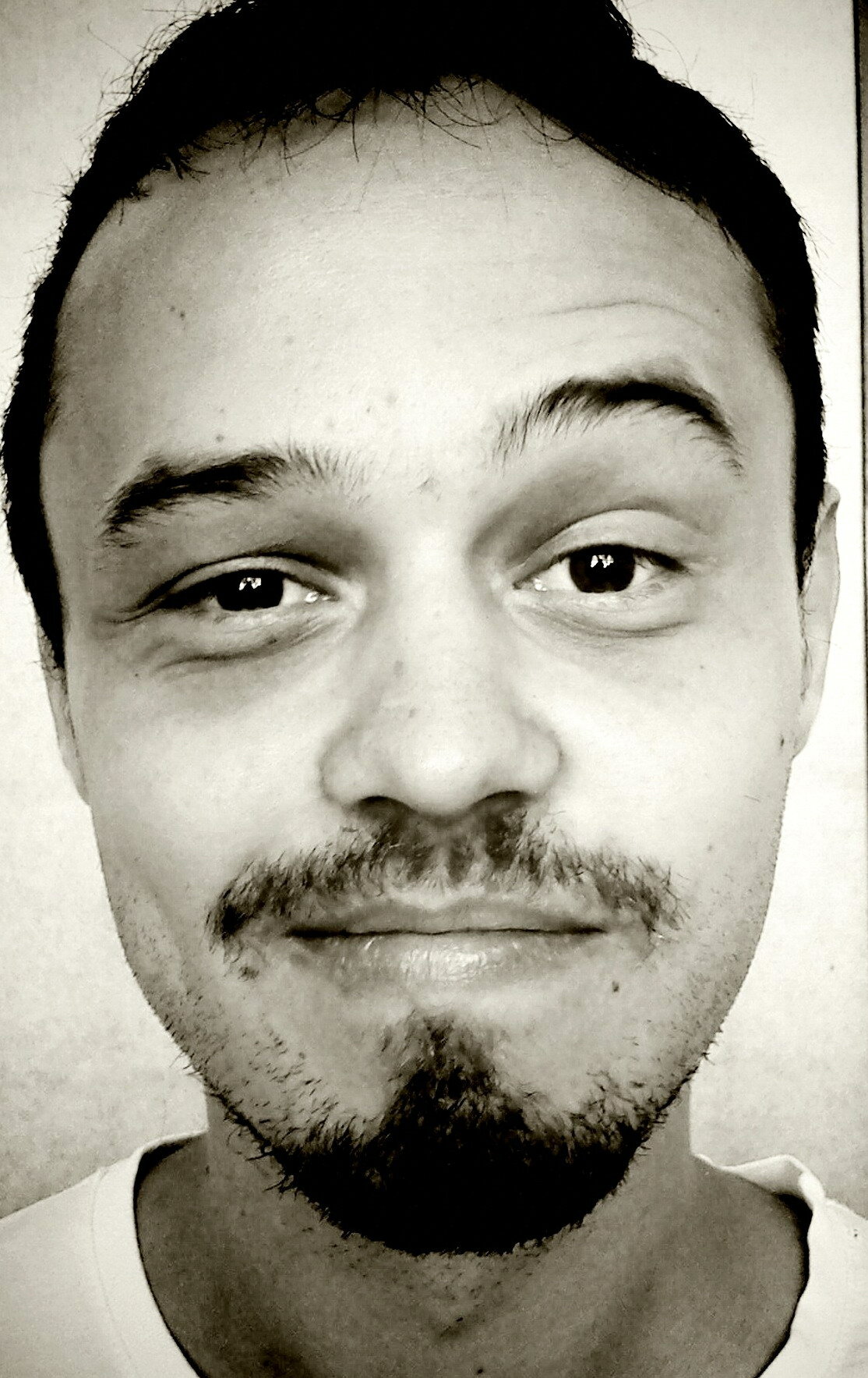 фото Тьяго Тейвс