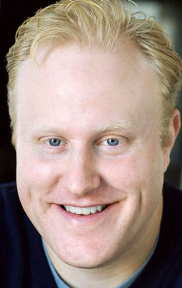 фото Адам Муччи