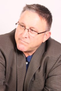 фото Джеймс Баслер