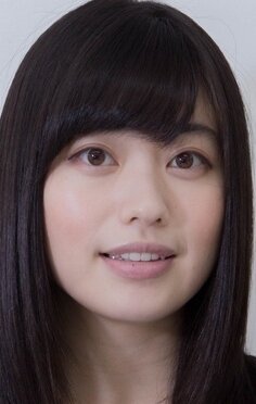 фото Ами Томитэ