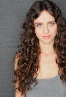 фото Джульет Тондовски