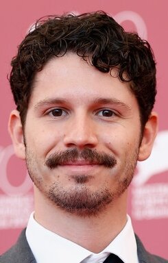 фото Гейб Клингер