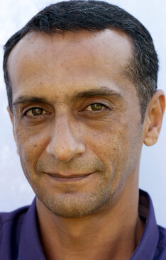 фото Хиитам Омари