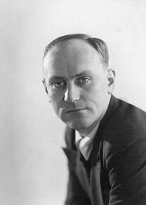 фото Бернхард Минетти