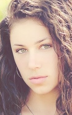 фото Челси Март