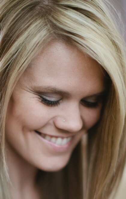 фото Nicolle Galyon