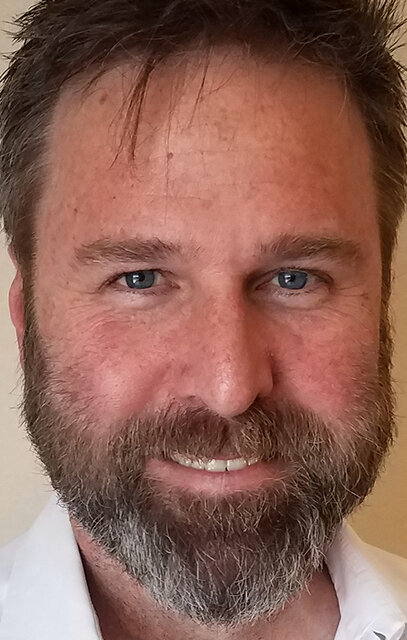 фото Бэзил Иваник