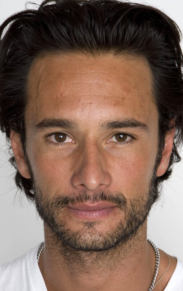 фото Родриго Санторо