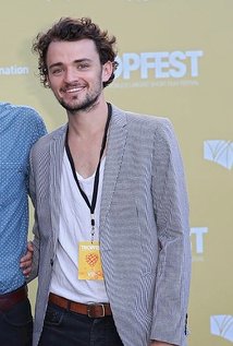 фото Джейкоб Уорнер