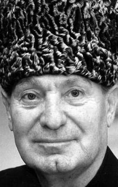 фото Махмуд Эсамбаев