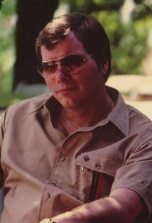 фото Дэннис Ф. Стивенс