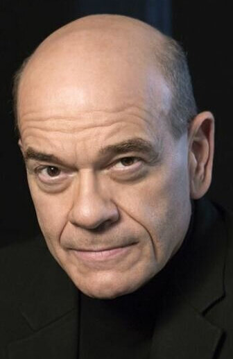 фото Роберт Пикардо