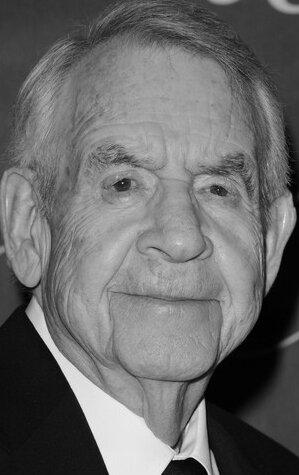 фото Том Босли