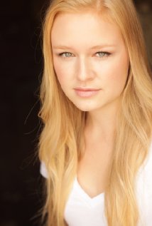 фото Клер О’Коннор